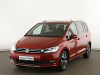 Gebraucht VW Touran Highline 150 PS (110 kW) 2022 Rot Van / Kleinbus