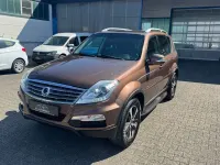 Gebraucht SsangYong Rexton 178 PS (130 kW) 2016 Braun SUV