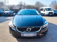 Gebraucht Volvo V40 Momentum 150 PS (110 kW) 2019 Schwarz Kombi