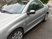 Gebraucht Peugeot 206 CC Platinum 109 PS (80 kW) 2004 Silber Cabrio