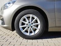 Gebraucht BMW 218 136 PS (100 kW) 2016 Platinsilber metallic Van / Kleinbus