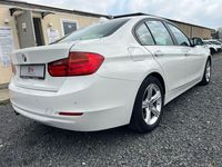 Gebraucht BMW 320 Comfort Edition 184 PS (135 kW) 2014 Alpinweiss iii Limousine
