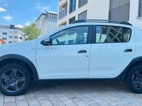 Gebraucht Dacia Sandero Celebration 90 PS (66 kW) 2019 Weiß Kleinwagen