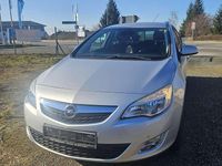 Gebraucht Opel Astra 110 PS (80 kW) 2012 Argon silber/ice silver (m2) Kombi