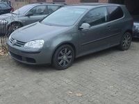 Gebraucht VW Golf V 105 PS (77 kW) 2004 Grau Kleinwagen