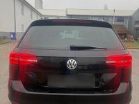 Gebraucht VW Passat 150 PS (110 kW) 2019 Schwarz Kombi