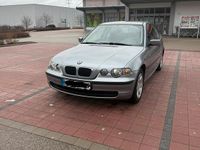 Gebraucht BMW 318 143 PS (105 kW) 2004 Grau Coupé