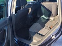 Gebraucht VW Passat Comfortline 140 PS (102 kW) 2011 Blau Kombi