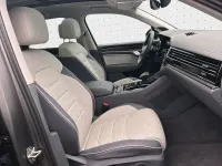 Gebraucht VW Touareg R-line 286 PS (210 kW) 2025 Siliziumgrau matt SUV