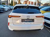 Neu Opel Astra Edition 131 PS (96 kW) 2025 Lack weiss banquise/typ aussenverkleidung spiegel flach standard Kombi