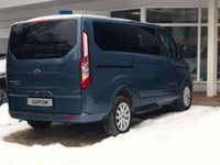 Gebraucht Ford Tourneo Titanium 131 PS (96 kW) 2019 Chromablau metallic Van / Kleinbus