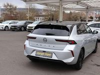 Gebraucht Opel Astra 131 PS (96 kW) 2024 Kristall silber/schwarz Limousine