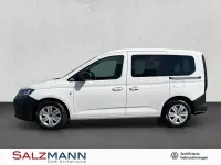 Gebraucht VW Caddy Basis 114 PS (83 kW) 2022 Candy weiß Van / Kleinbus