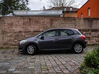 Gebraucht Toyota Auris Executive 124 PS (91 kW) 2007 Magnetic grey Kleinwagen