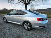 Gebraucht Skoda Superb 200 PS (147 kW) 2022 Silber Limousine