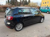 Gebraucht VW Golf VI 105 PS (77 kW) 2011 Schwarz Kleinwagen