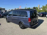 Gebraucht Mercedes V300 AMG line 237 PS (174 kW) 2024 Blau Van / Kleinbus