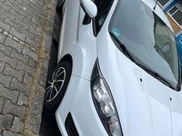 Gebraucht Ford Fiesta Trend 60 PS (44 kW) 2013 Weiß Kleinwagen
