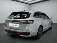 Neu VW Passat 265 PS (194 kW) 2026 Silber Kombi