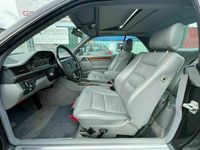 gebraucht Mercedes E300 CE Automatik Leder 1.H. SD Scheckheft bei MB