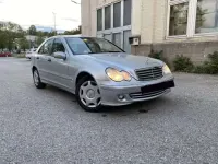 Gebraucht Mercedes C220 Classic 150 PS (110 kW) 2006 Limousine