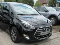 Gebraucht Hyundai ix20 Space Plus 125 PS (91 kW) 2017 Schwarz Kleinwagen