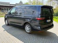 Gebraucht VW T7 Life 204 PS (150 kW) 2024 Blau Van