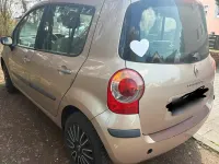 Używany Renault Modus 75 KM (55 kW) 2005 Złoty Minivan