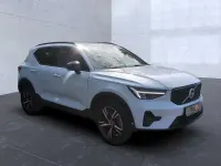 Używany Volvo XC40 120 KM (88 kW) 2025 SUV