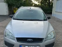 Gebraucht Ford Focus Ambiente 109 PS (80 kW) 2006 Silber Limousine