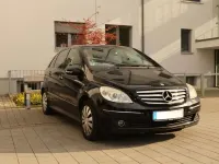 Gebraucht Mercedes B200 136 PS (100 kW) 2005 Schwarz Van / Kleinbus