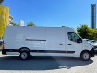 Second-hand Renault Master 145 CP (106 kW) 2023 Alb Van