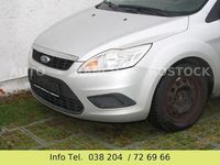 Używany Ford Focus Ambiente 109 KM (80 kW) 2008 Srebrny Kombi