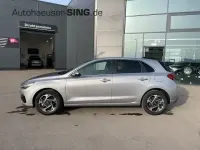 Neu Hyundai i30 140 PS (102 kW) 2025 Silber Limousine