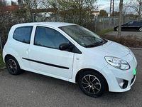 Second-hand Renault Twingo 75 CP (55 kW) 2011 Alb Hatchback
