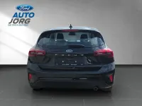 Gebraucht Ford Focus Titanium 155 PS (114 kW) 2024 Schwarz Limousine