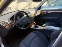 Gebraucht Mercedes E220 Elegance 150 PS (110 kW) 2002 Silber Limousine
