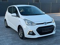 Gebraucht Hyundai i10 87 PS (63 kW) 2014 Weiß Kleinwagen