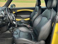 Gebraucht Mini Cooper S Cabriolet 175 PS (128 kW) 2010 Gelb Cabrio