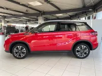 Gebraucht Suzuki Vitara Comfort+ 102 PS (75 kW) 2022 Rot SUV