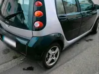 Używany Smart ForFour Pure 95 KM (69 kW) 2006 Czarny Hatchback