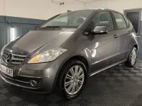 Gebraucht Mercedes A180 109 PS (80 kW) 2011 Grau Limousine