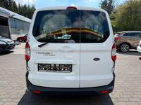 Gebraucht Ford Transit Trend 101 PS (74 kW) 2019 Weiß Kombi