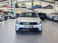 Usata Opel Corsa-e 100 kW (136 CV) 2023 Argento Utilitaria
