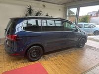 Gebraucht VW Sharan Comfortline 184 PS (135 kW) 2017 Night blue metallic Van / Kleinbus