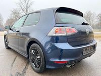 Gebraucht VW Golf VII LOUNGE 125 PS (91 kW) 2015 Blau Limousine