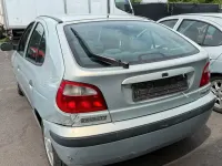 Gebraucht Renault Mégane 107 PS (78 kW) 2000 Silber Limousine