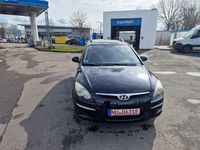 Gebraucht Hyundai i30 110 PS (80 kW) 2011 Schwarz Kombi
