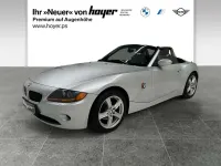 Gebraucht BMW Z4 Sport Line 192 PS (141 kW) 2003 Titansilber Cabrio