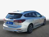 Gebraucht Ford Focus 116 PS (85 kW) 2025 Moondust silver (metallic) Kombi